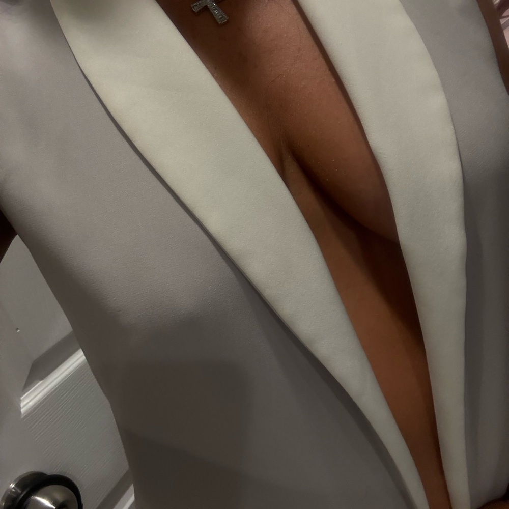 Elegant White Blazer